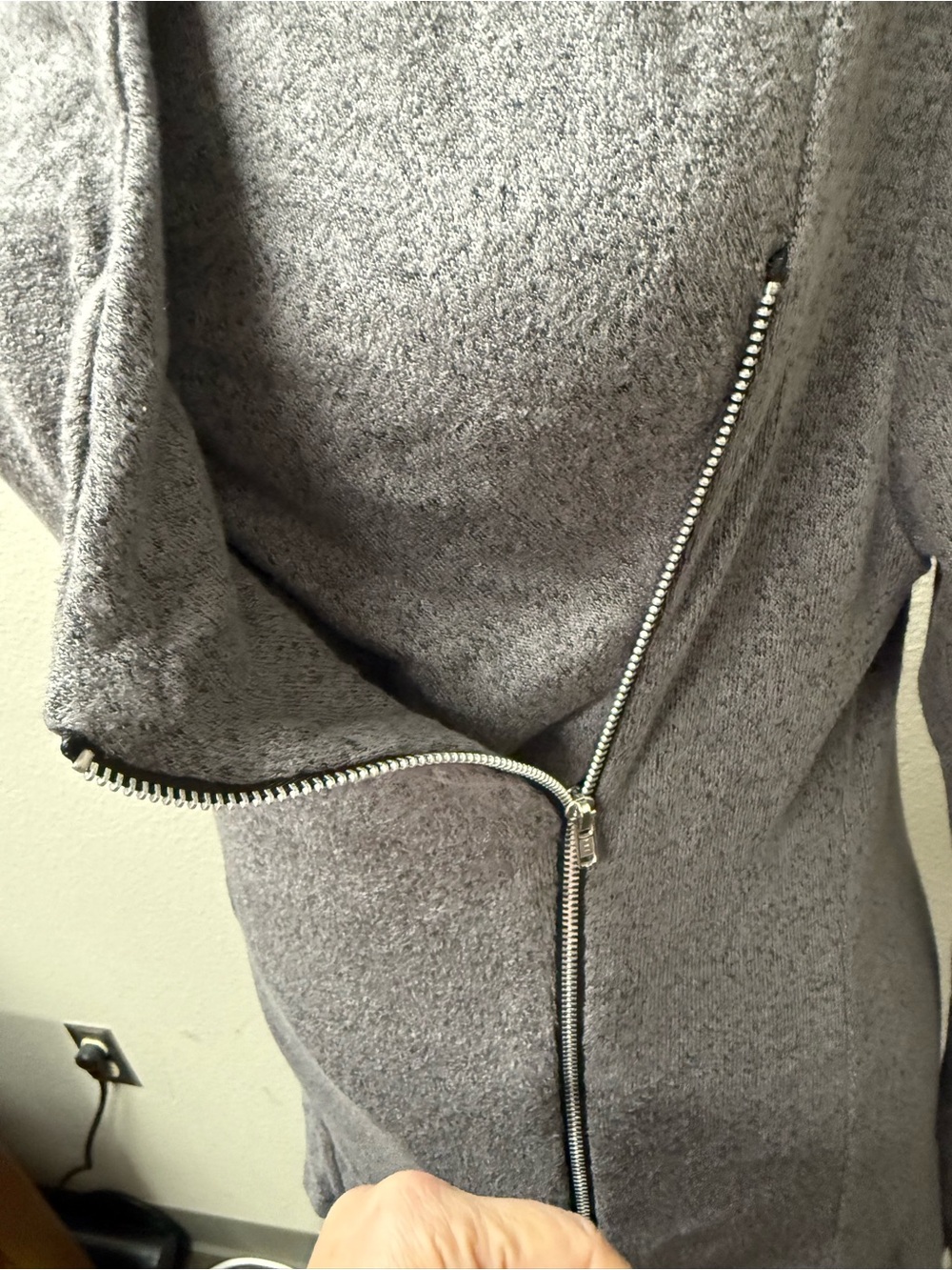 Gray Moto Jacket Top Asymmetrical Zip Soft Knit Long Sleeve Small Chic Style - Picture 4 of 10